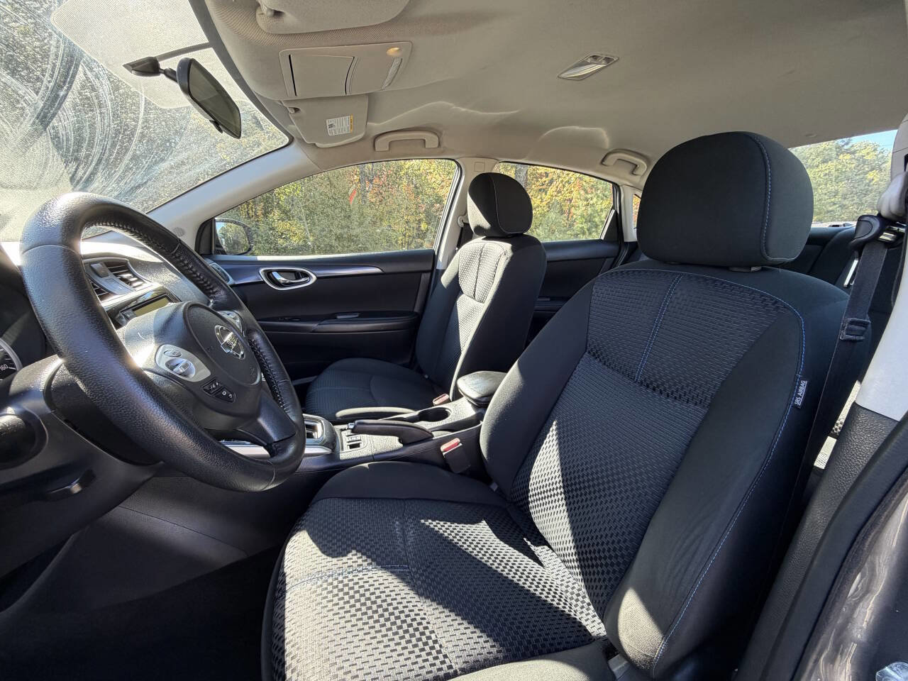Used 2019 Nissan Sentra SR image 26