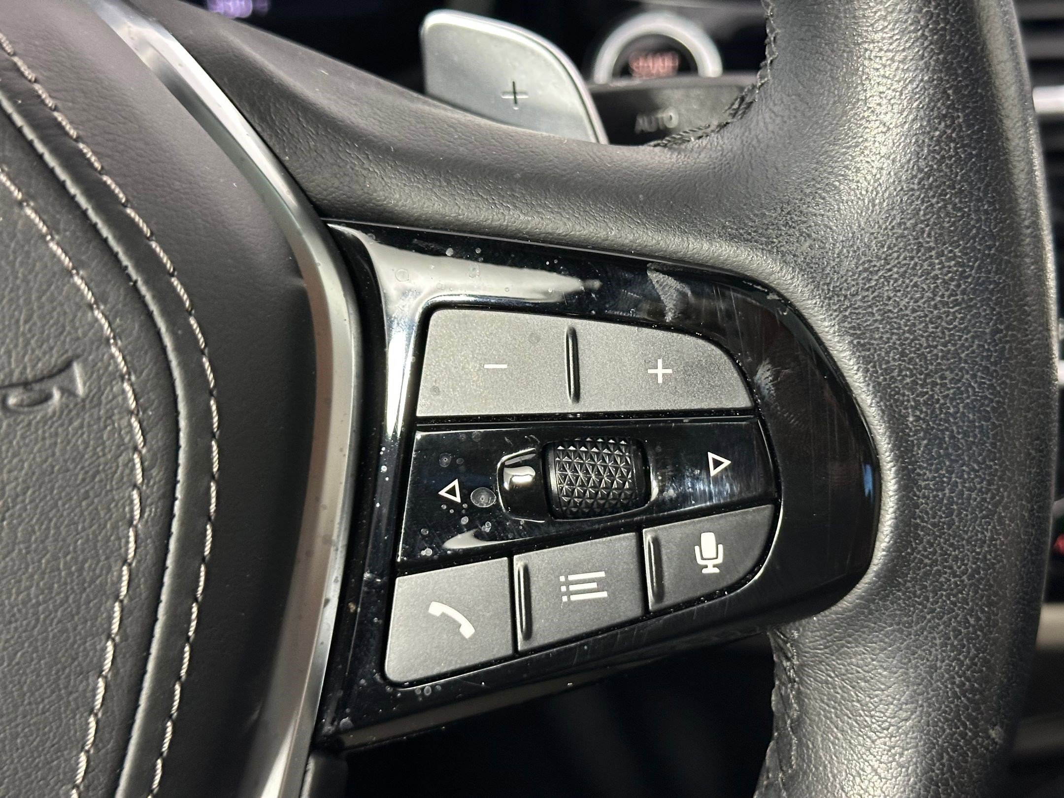 Used 2022 BMW 530i w/ Executive Package image 26