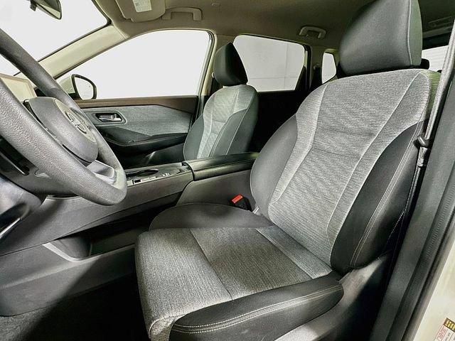 Used 2023 Nissan Rogue SV FWD image 11