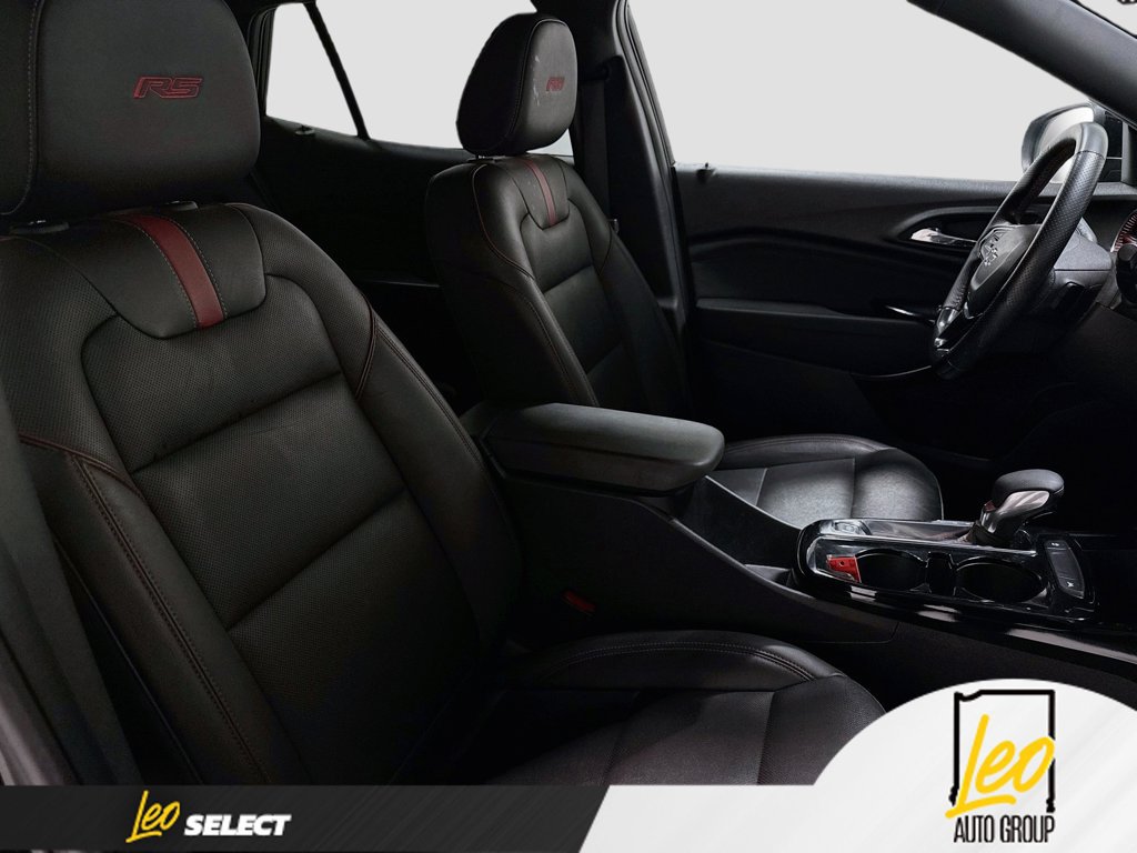 Used 2024 Chevrolet Trax RS FWD image 29