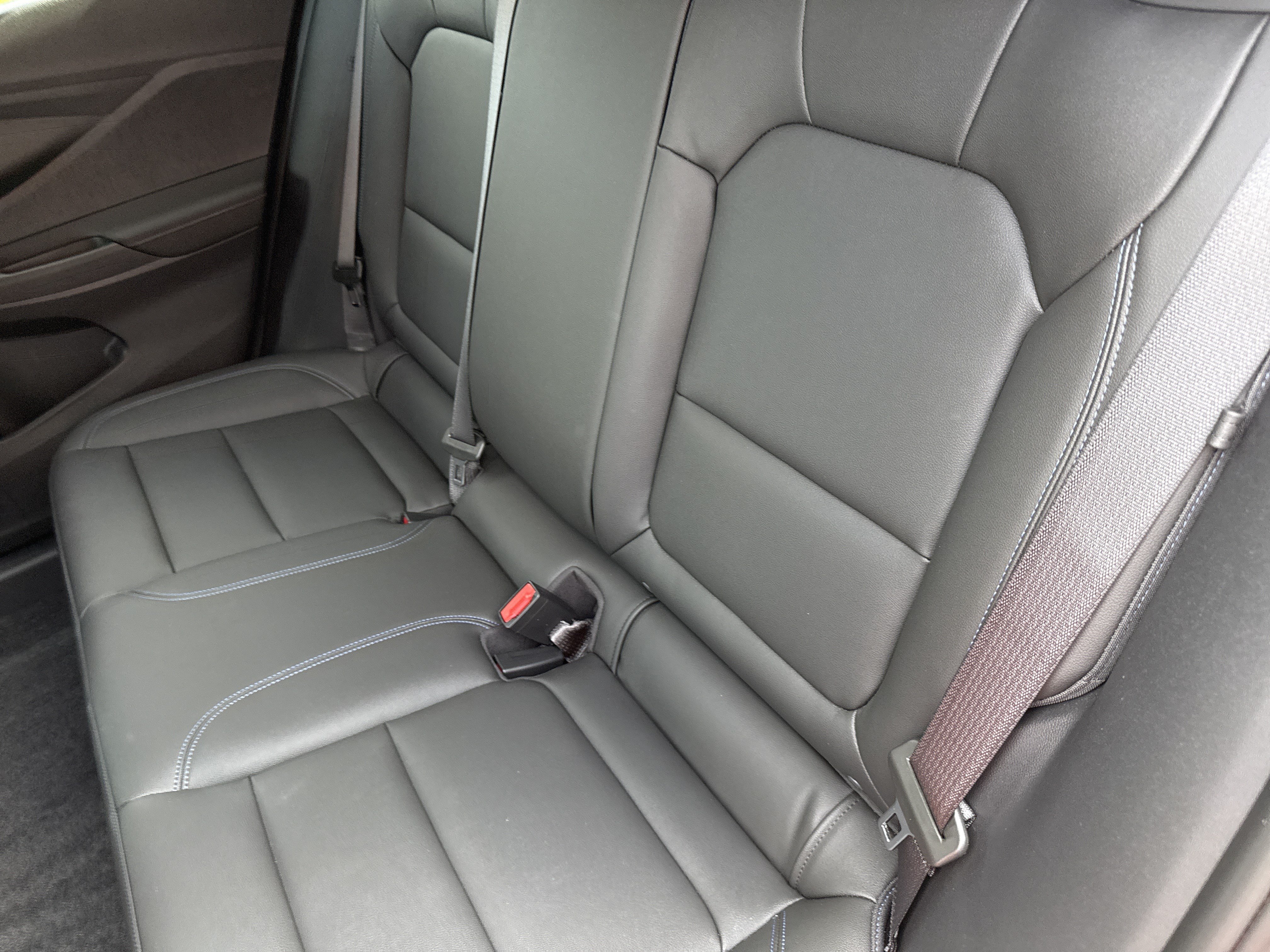 Used 2024 Buick Envista Sport Touring w/ Convenience I Package FWD image 13