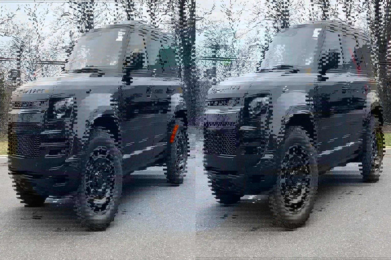 New 2026 Land Rover Defender 110 OCTA image 1