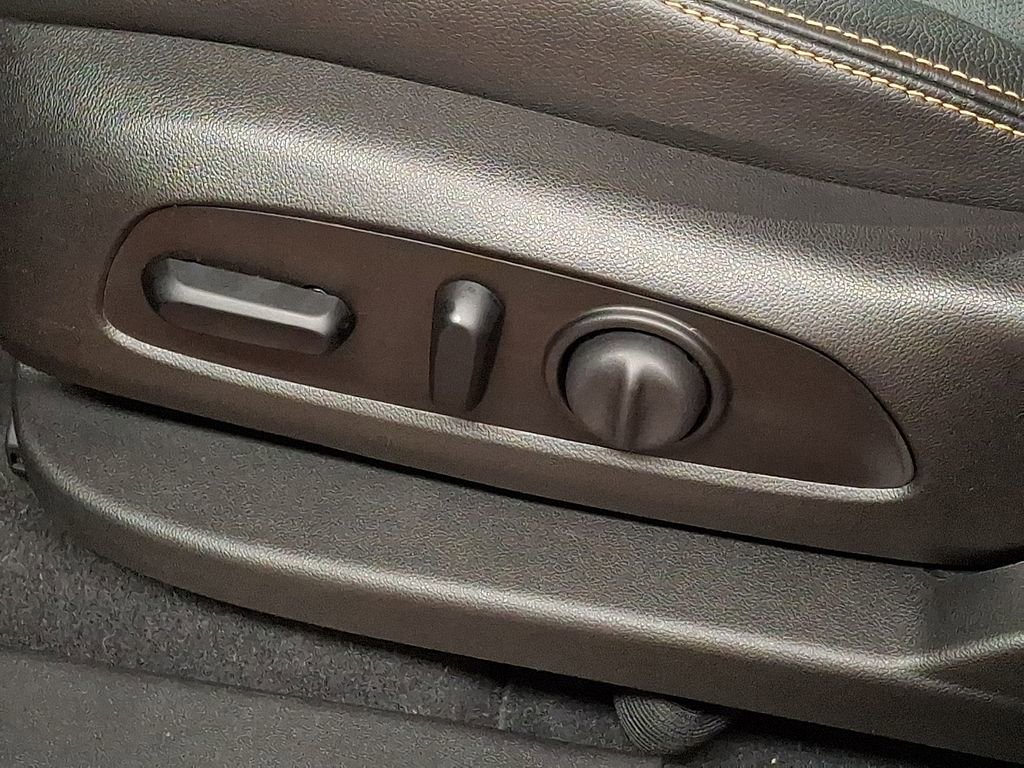 Used 2021 GMC Terrain SLT w/ Infotainment Package II image 11