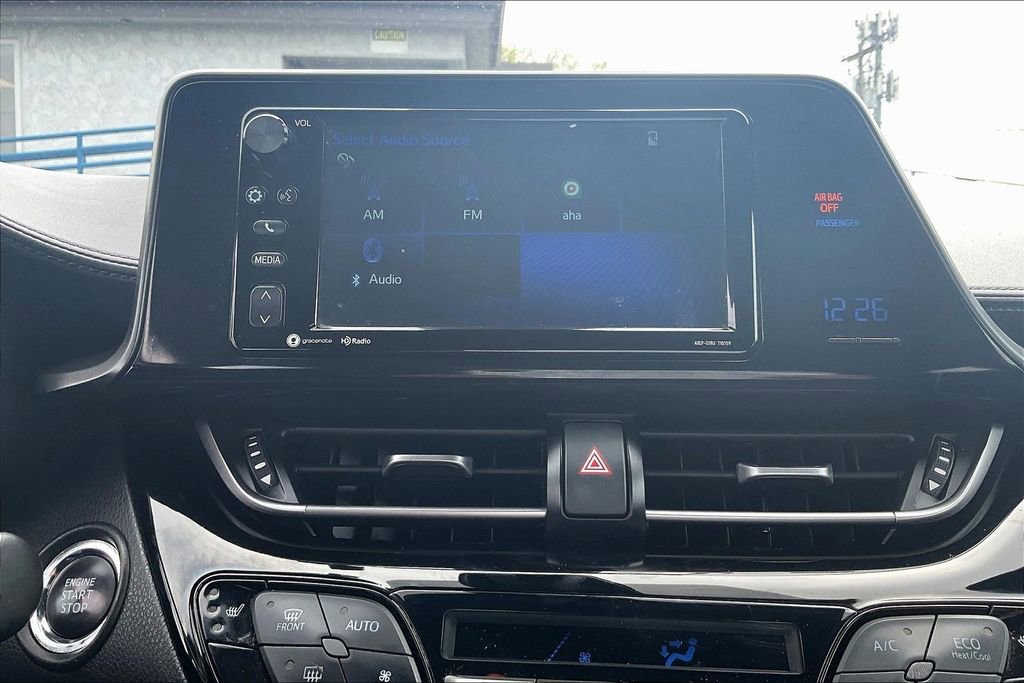Used 2018 Toyota C-HR XLE FWD image 14