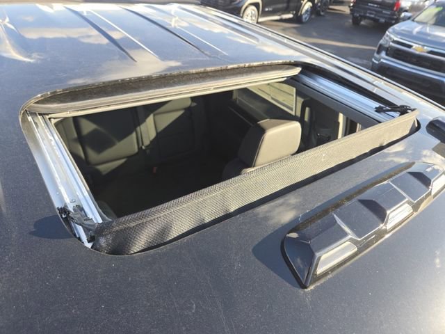 New 2025 GMC Sierra 2500 SLT w/ SLT Premium Package image 3