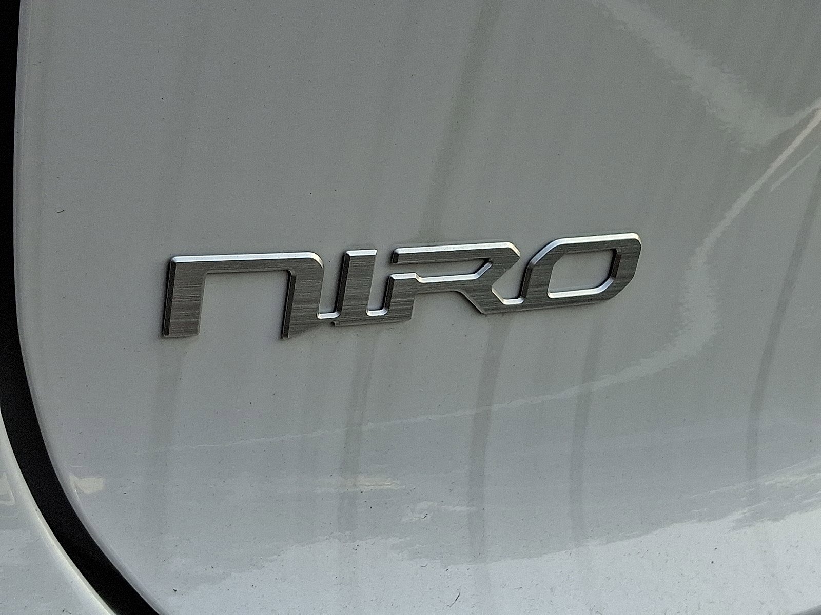 New 2025 Kia Niro EX image 13