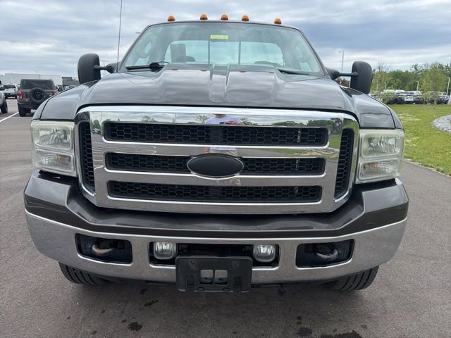 Used 2005 Ford F350 XLT AWD/4WD image 3