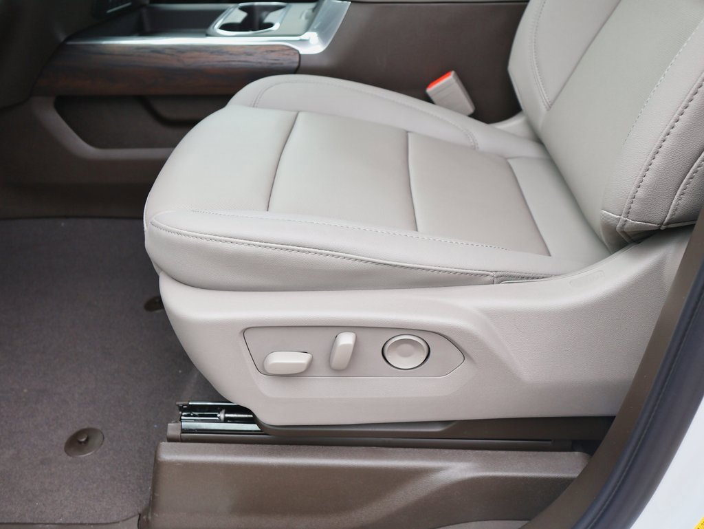 New 2026 GMC Sierra 2500 SLT w/ SLT Premium Package image 10