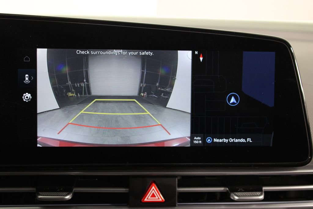 Certified 2025 Hyundai Elantra SEL FWD image 30