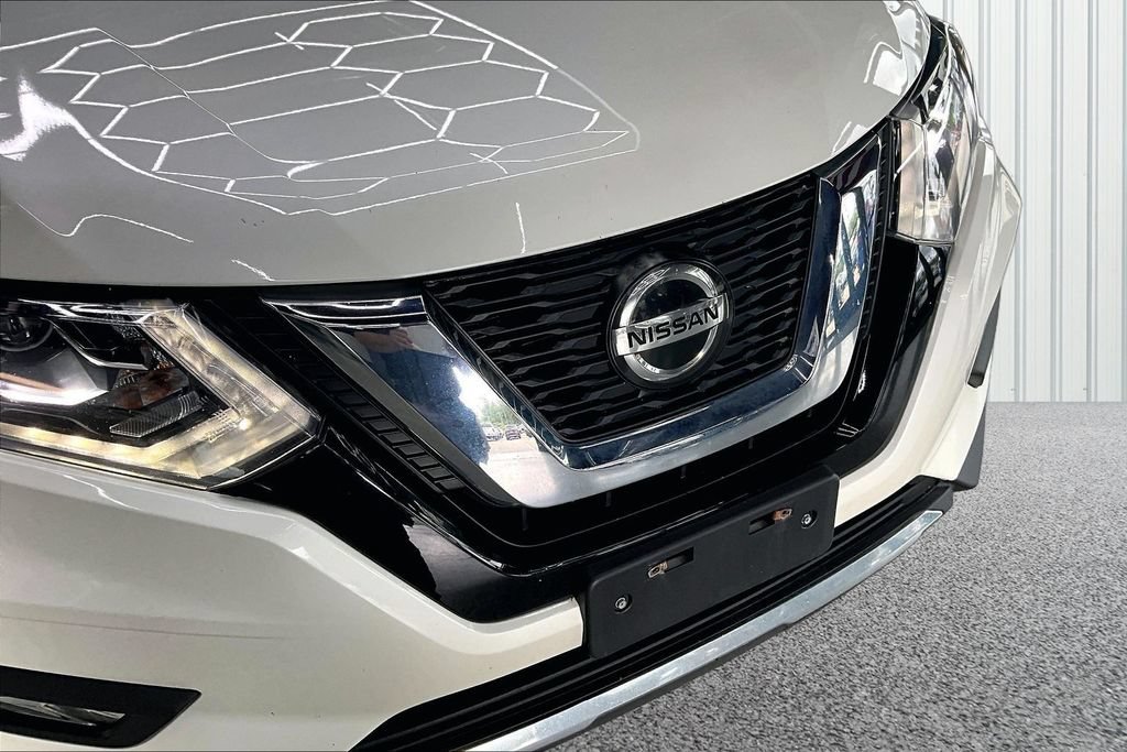 Used 2018 Nissan Rogue SL AWD/4WD image 35