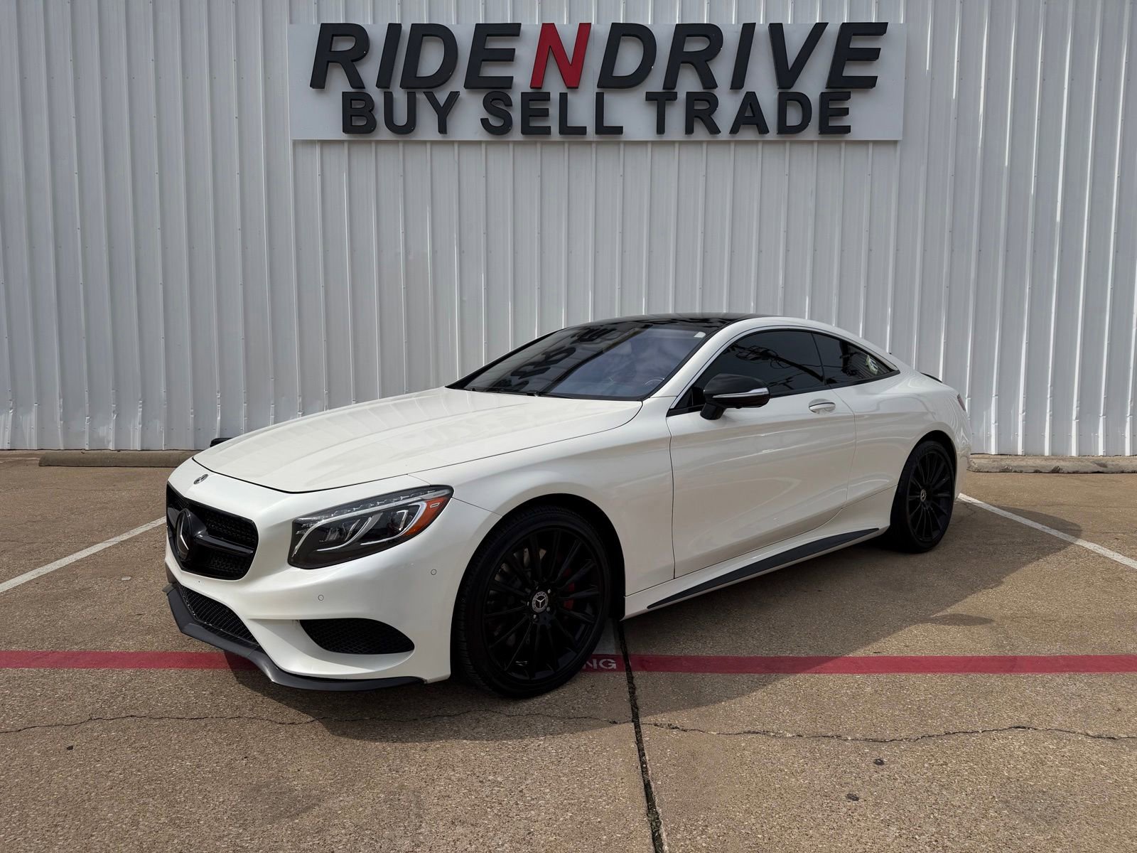 Used 2017 Mercedes-Benz S 550 4MATIC Coupe image 1