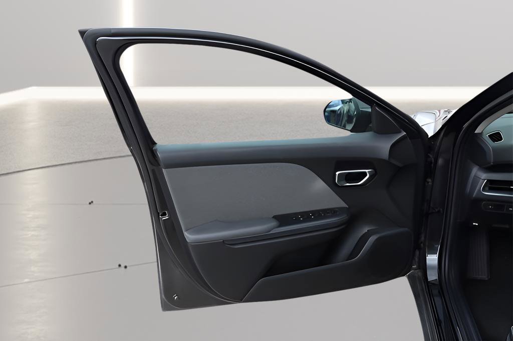 Certified 2025 Kia K4 EX image 23