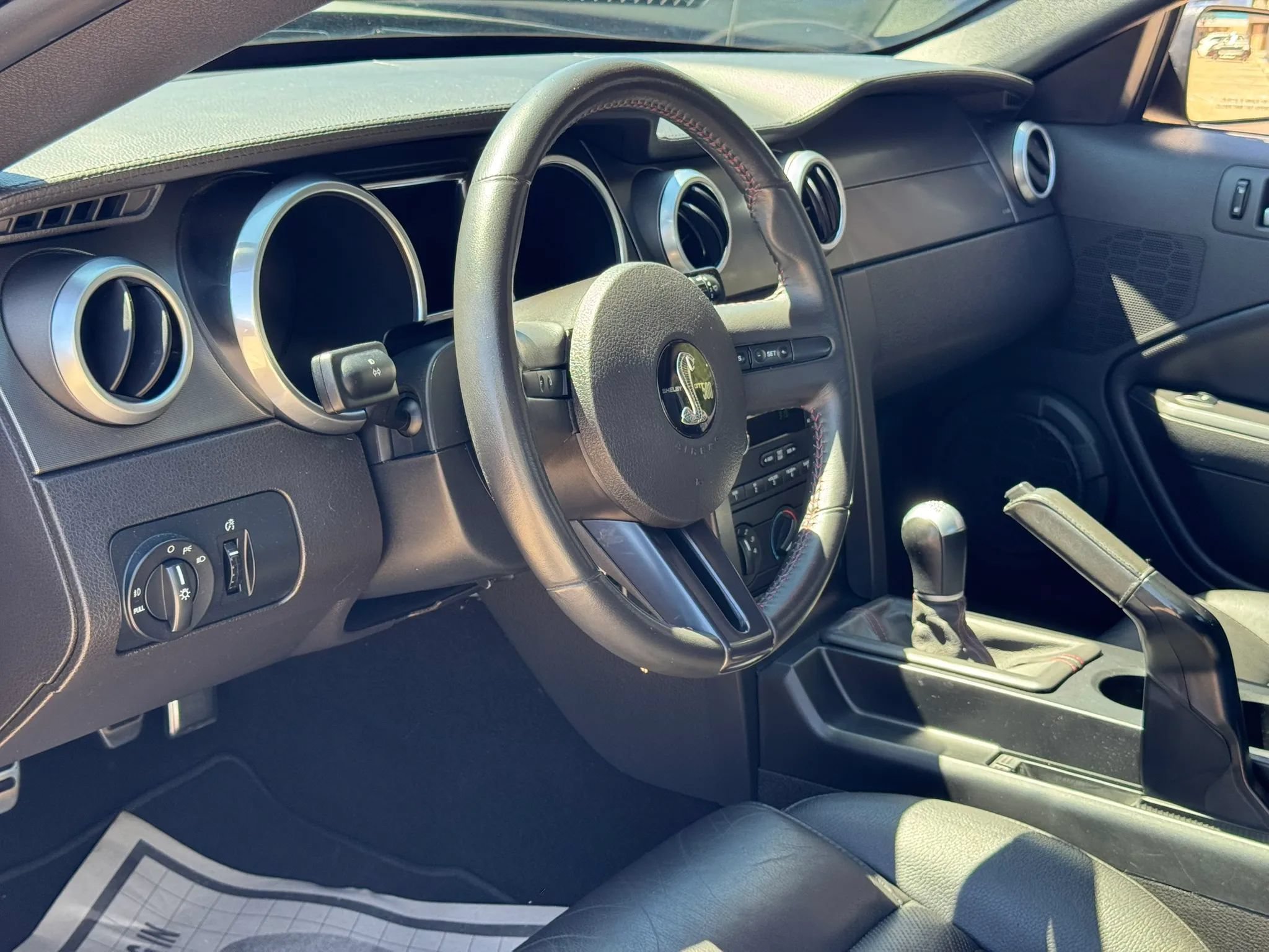 Used 2008 Ford Mustang Shelby GT500 RWD image 17