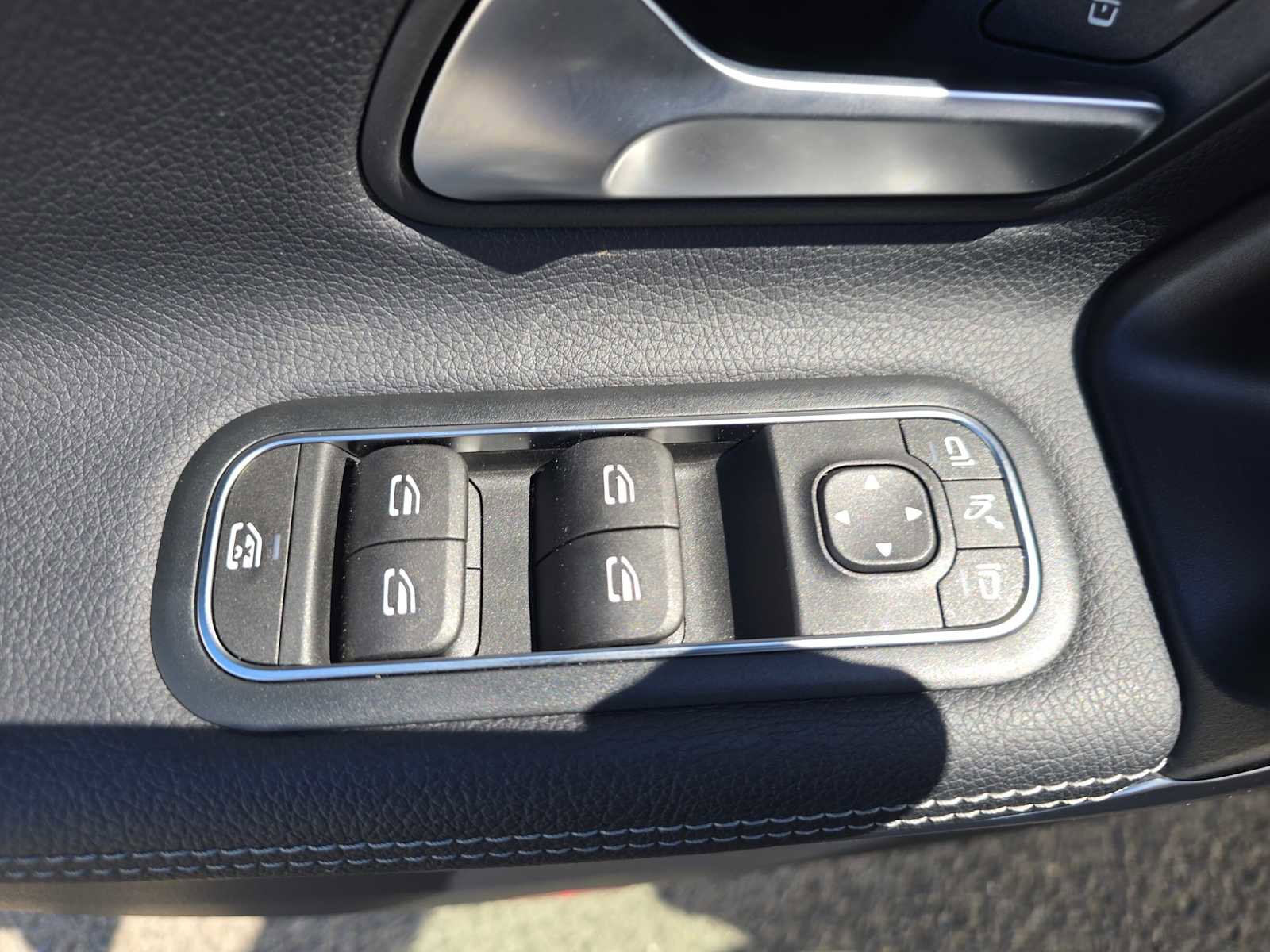 Used 2025 Mercedes-Benz CLA 250 CLA 250 image 24