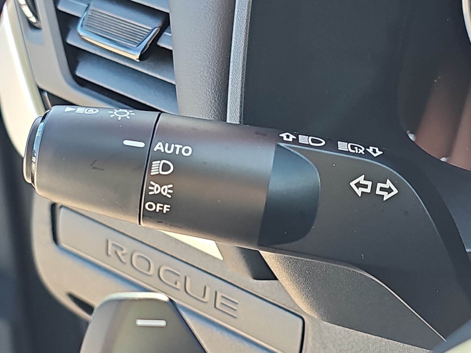 New 2027 Nissan Rogue Dark Armor FWD image 36