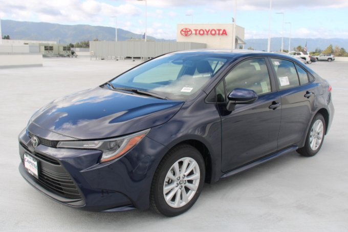 New 2026 Toyota Corolla LE image 6