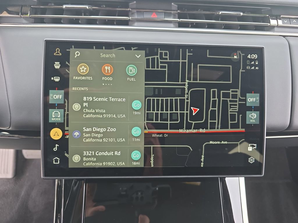 Certified 2025 Land Rover Range Rover Sport AWD/4WD image 23