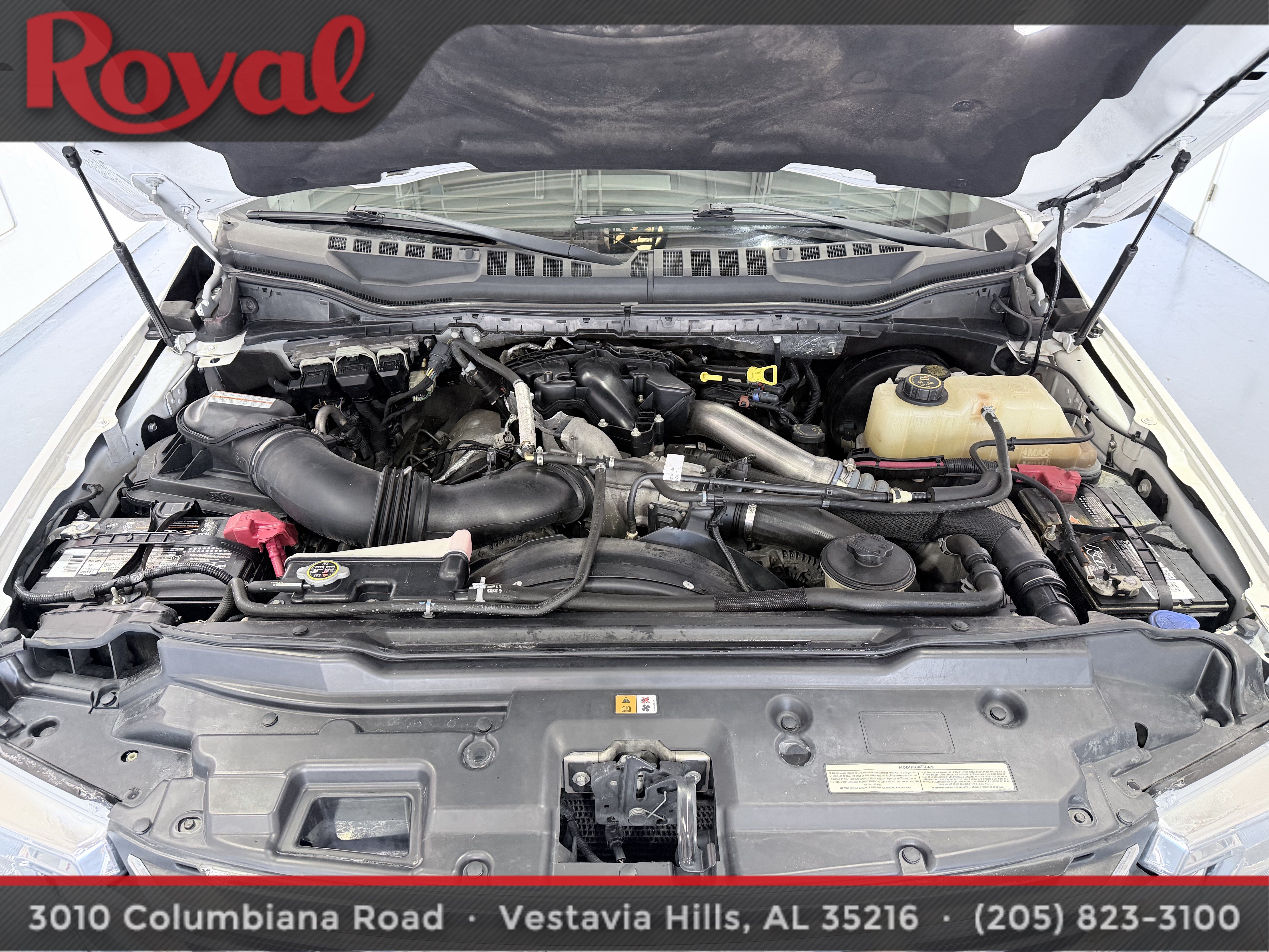 Used 2017 Ford F250 Lariat w/ Lariat Value Package AWD/4WD image 8