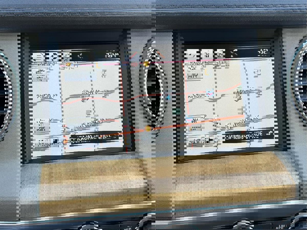 Used 2014 Land Rover LR4 HSE LUX image 31