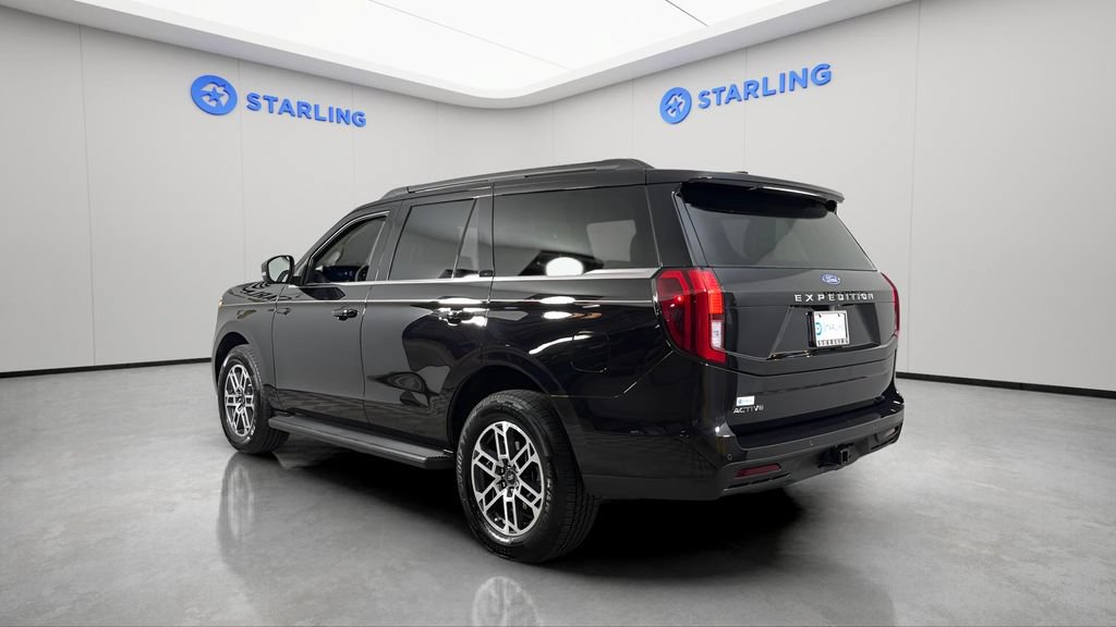 Used 2026 Ford Expedition Active RWD image 5