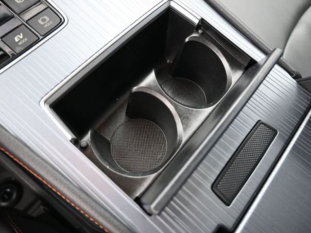 Used 2022 Toyota Sienna XSE AWD/4WD image 23