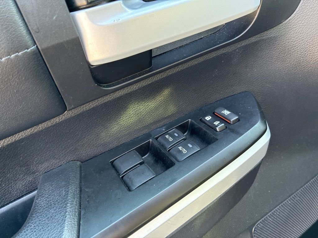 Used 2016 Toyota Tundra Limited w/ Limited Premium Package image 13