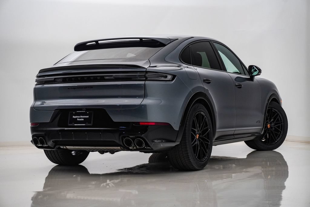 New 2026 Porsche Cayenne GTS AWD/4WD image 11