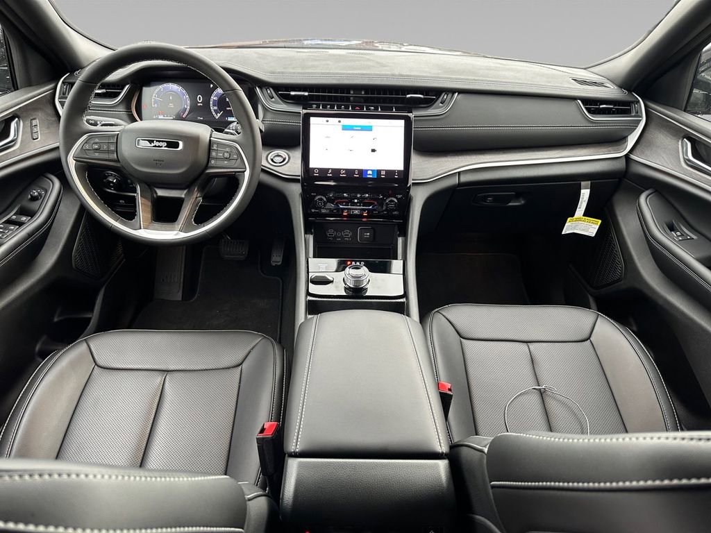 New 2025 Jeep Grand Cherokee L Limited w/ Luxury Tech Group II image 12