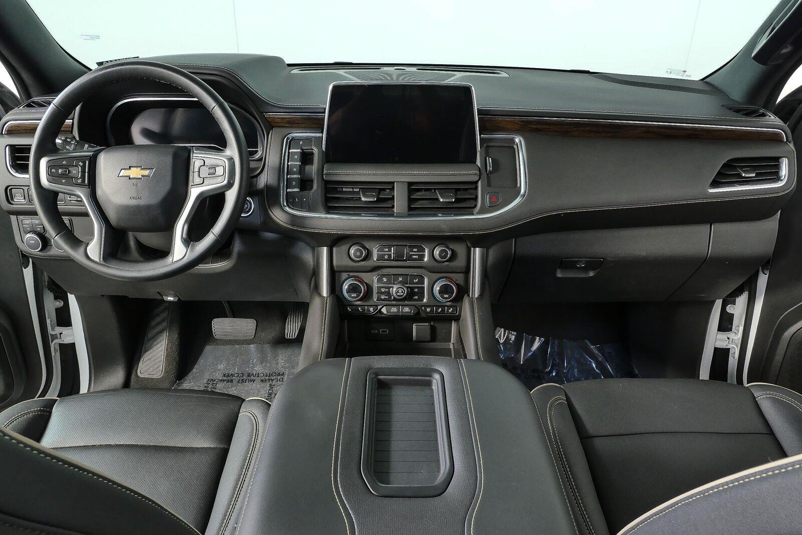 Certified 2023 Chevrolet Tahoe Premier w/ Premium Package 2 AWD/4WD image 15