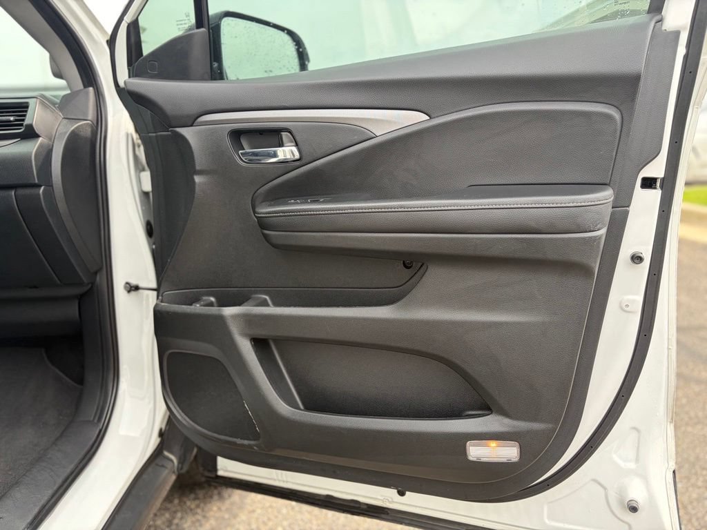 Used 2023 Honda Ridgeline RTL-E image 14