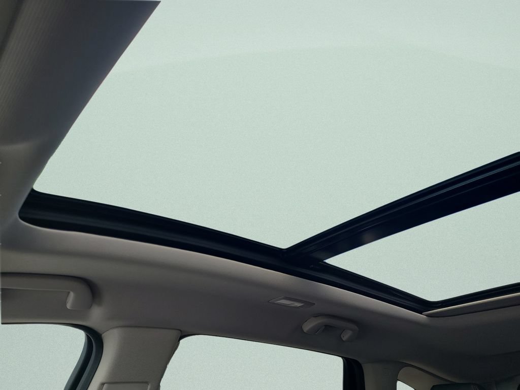 New 2026 Acura MDX SH-AWD image 17