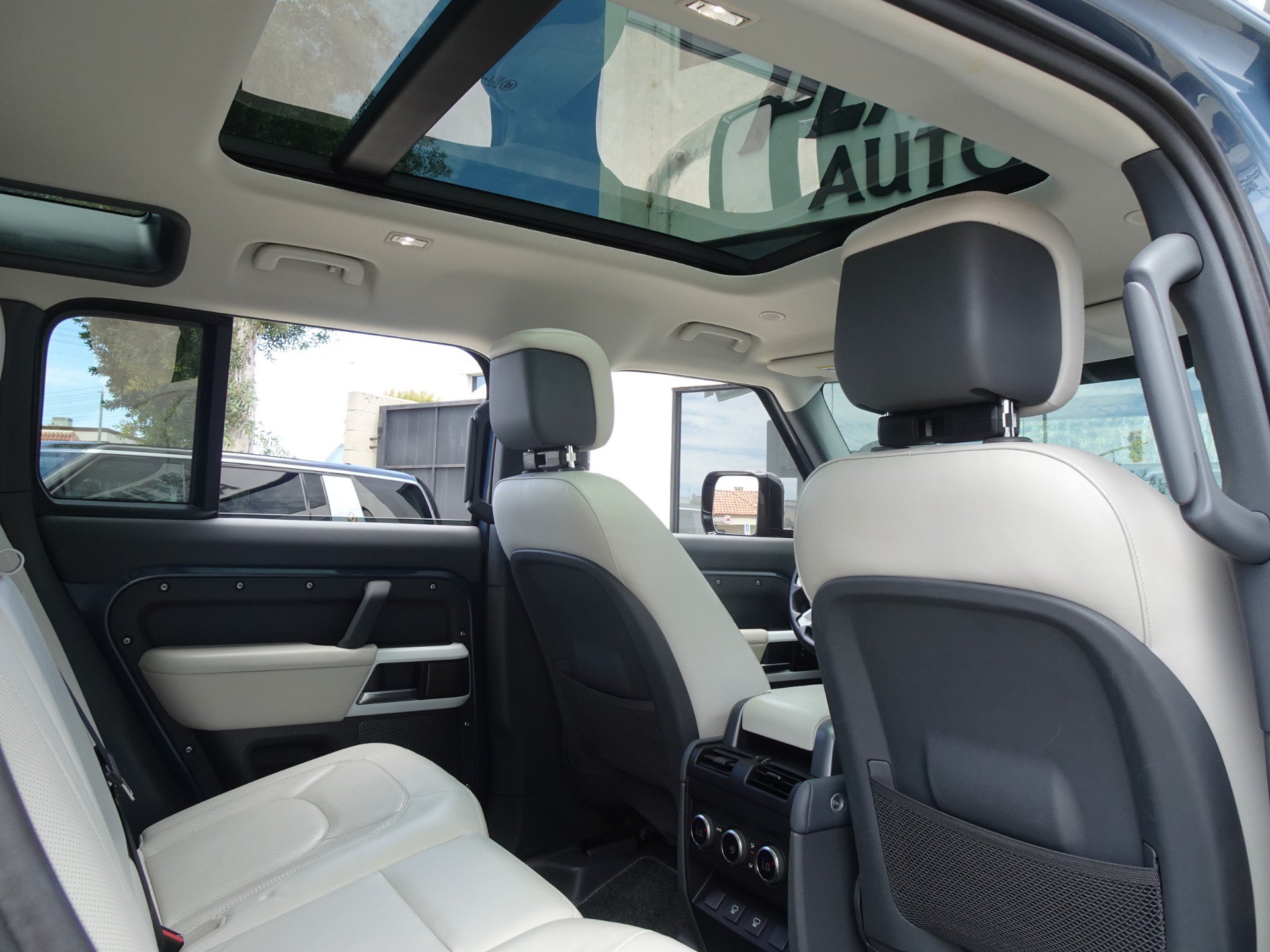 Used 2024 Land Rover Defender 110 S AWD/4WD image 18
