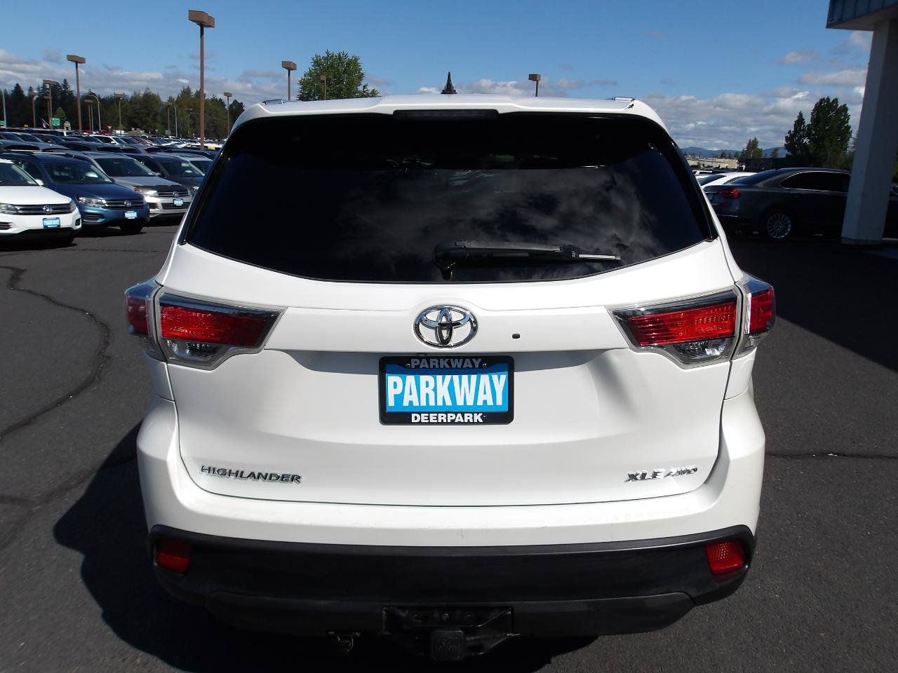 Used 2015 Toyota Highlander XLE AWD/4WD image 4