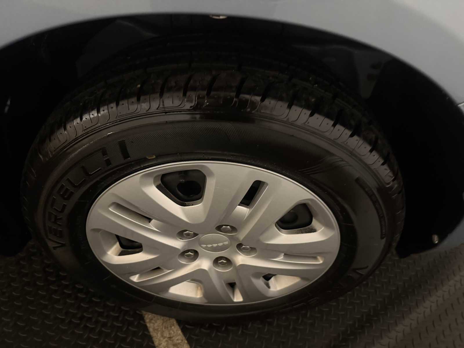 Used 2013 Dodge Journey American Value Package w/ Flexible Seating Group image 12