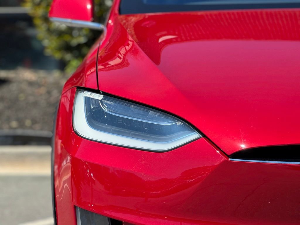 Used 2017 Tesla Model X 100D AWD/4WD image 4
