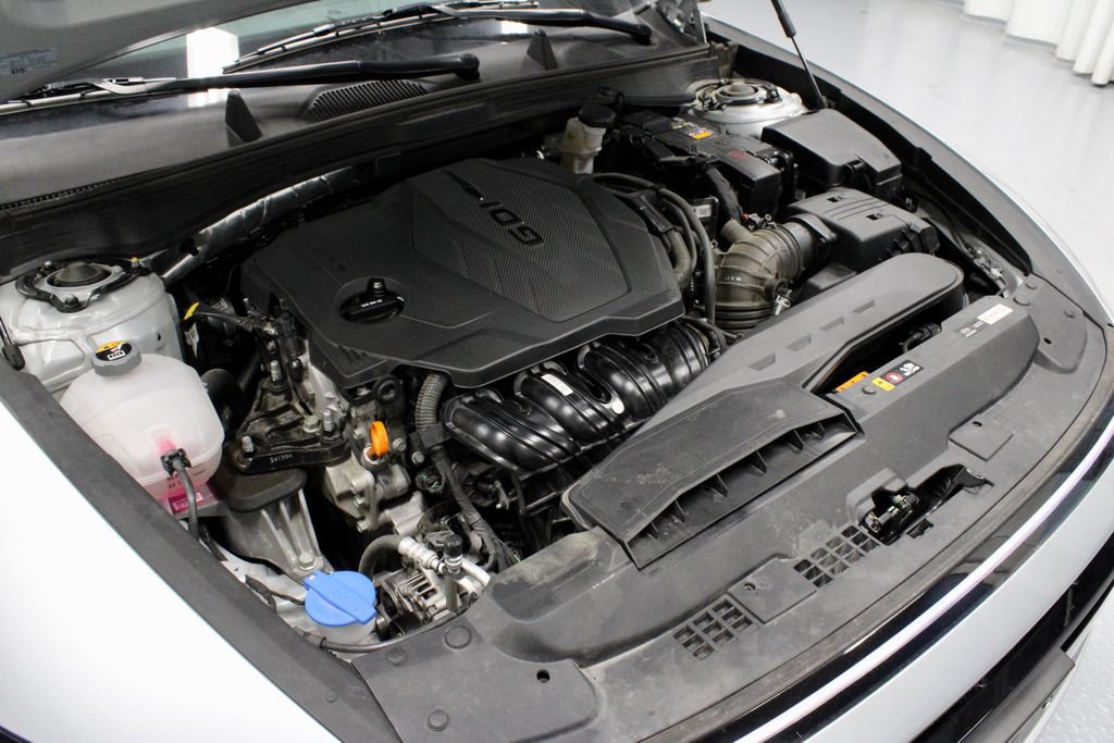 Used 2025 Hyundai Sonata SEL FWD image 16