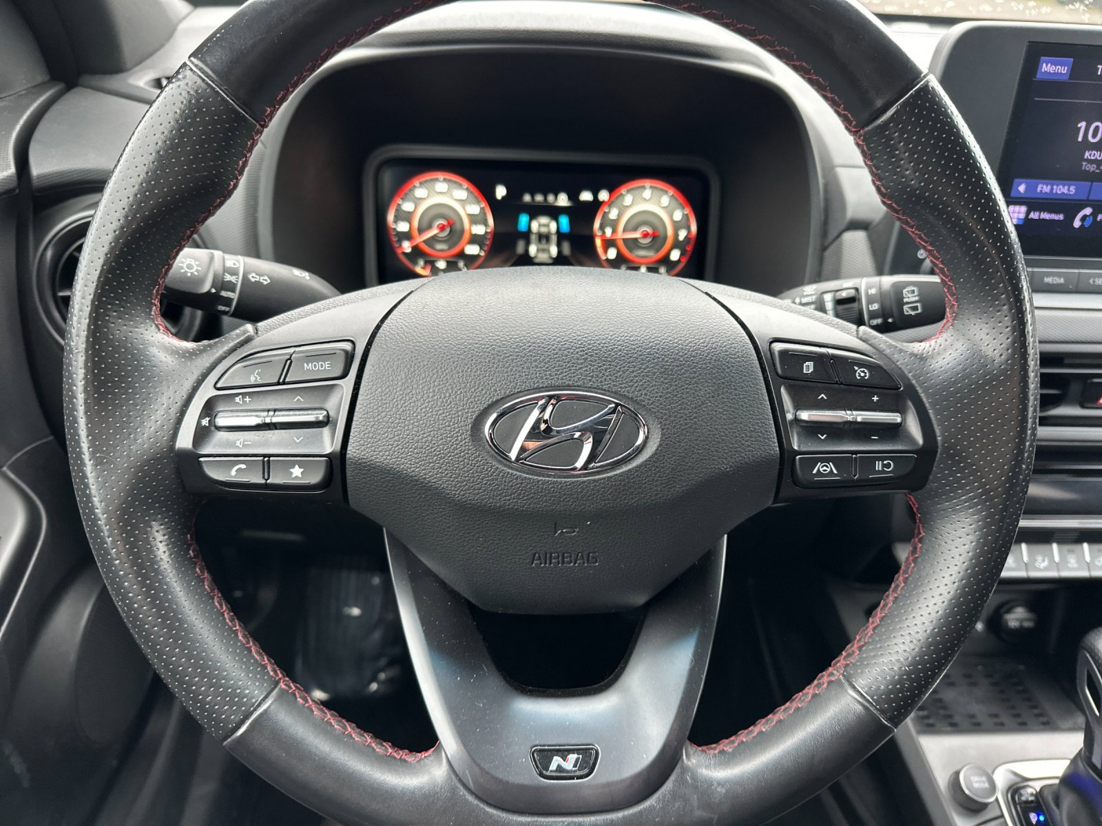 Used 2022 Hyundai Kona N Line image 23