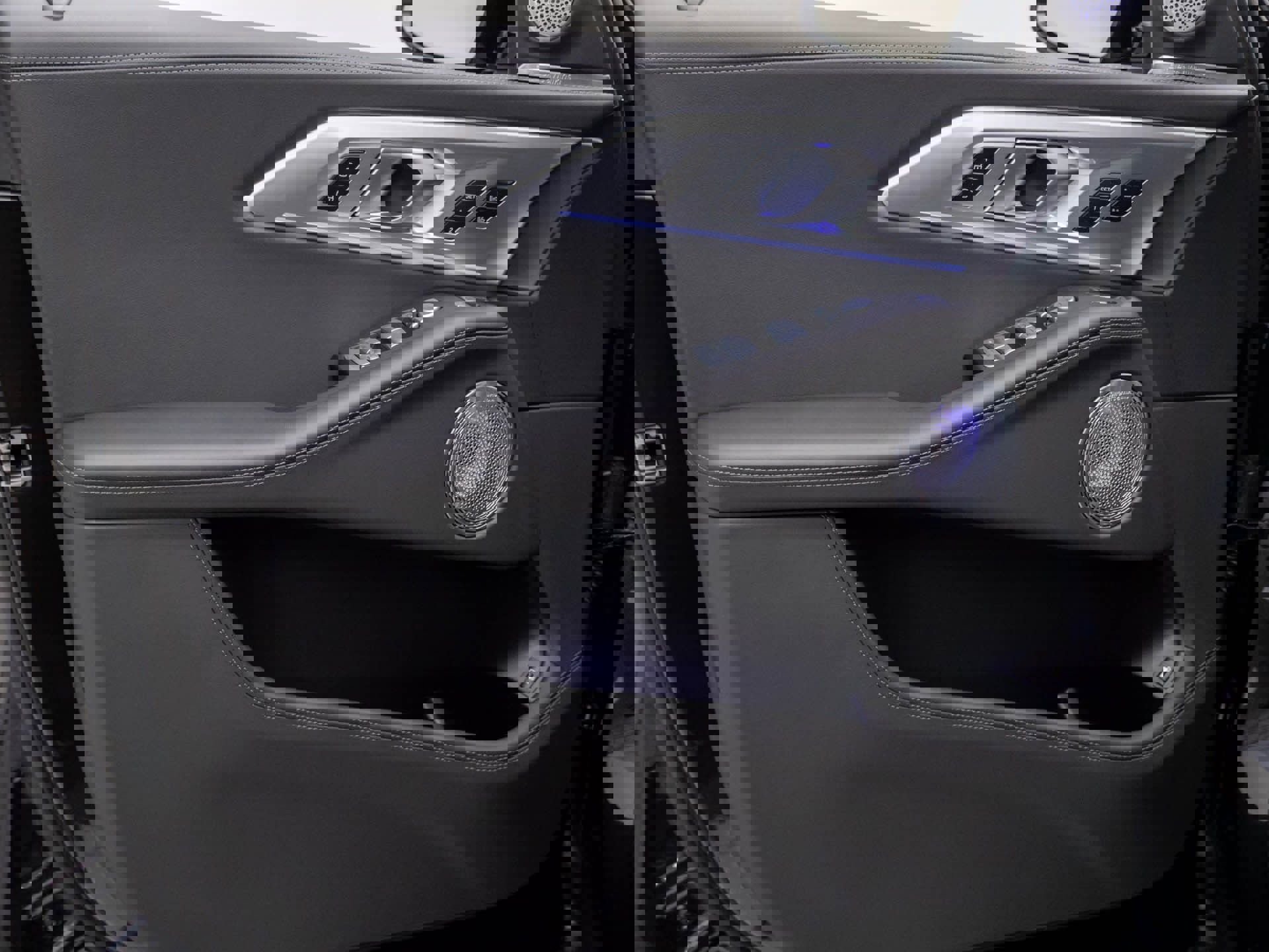 New 2026 BMW XM Label Red image 13