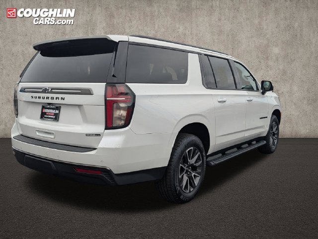 Used 2021 Chevrolet Suburban Z71 w/ Z71 Signature Package AWD/4WD image 8
