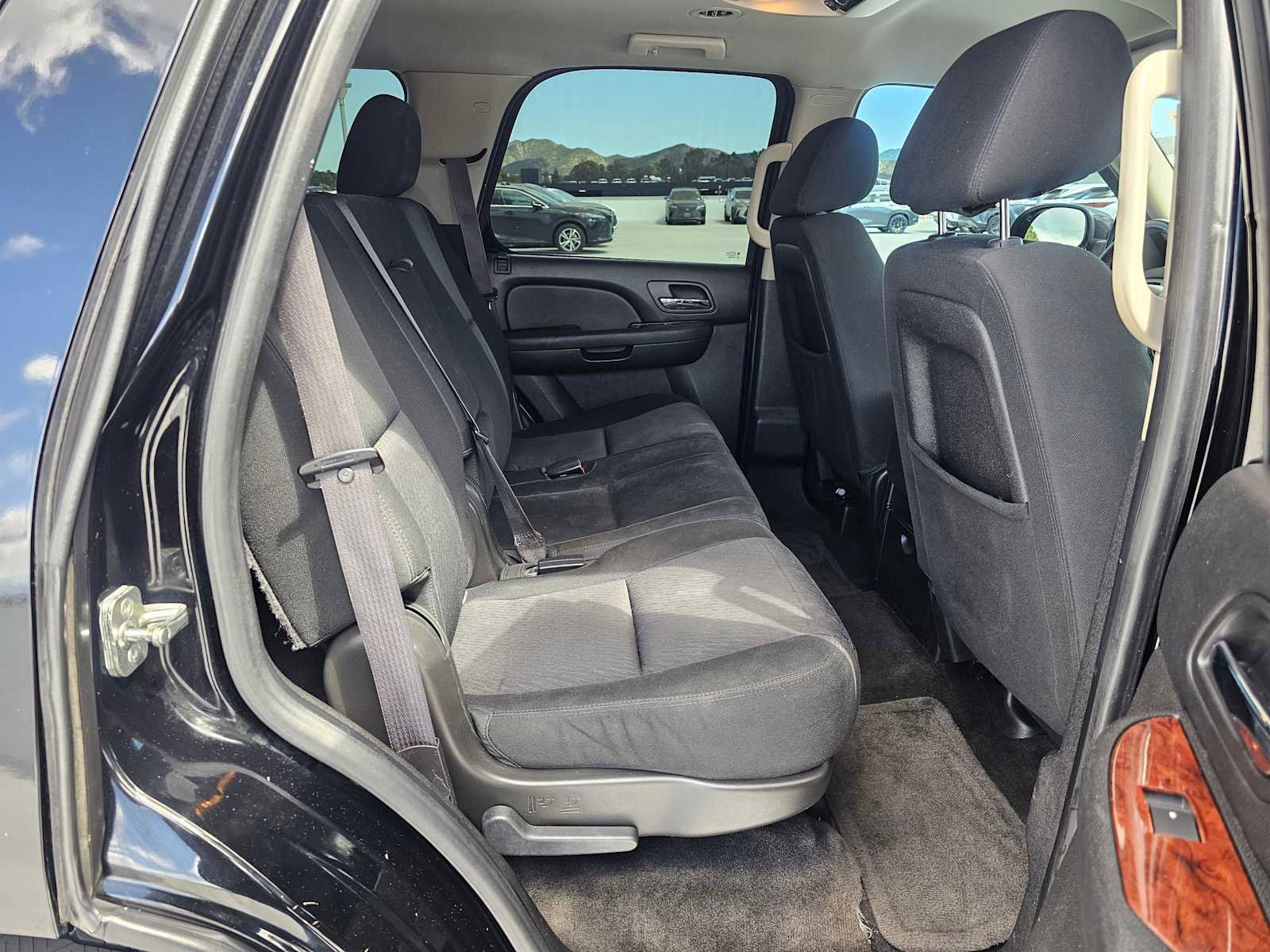 Used 2013 Chevrolet Tahoe LS RWD image 12