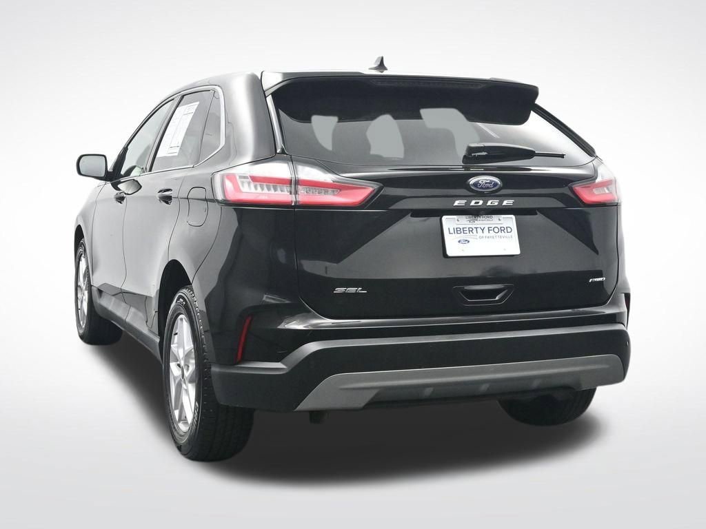 Used 2023 Ford Edge SEL image 9