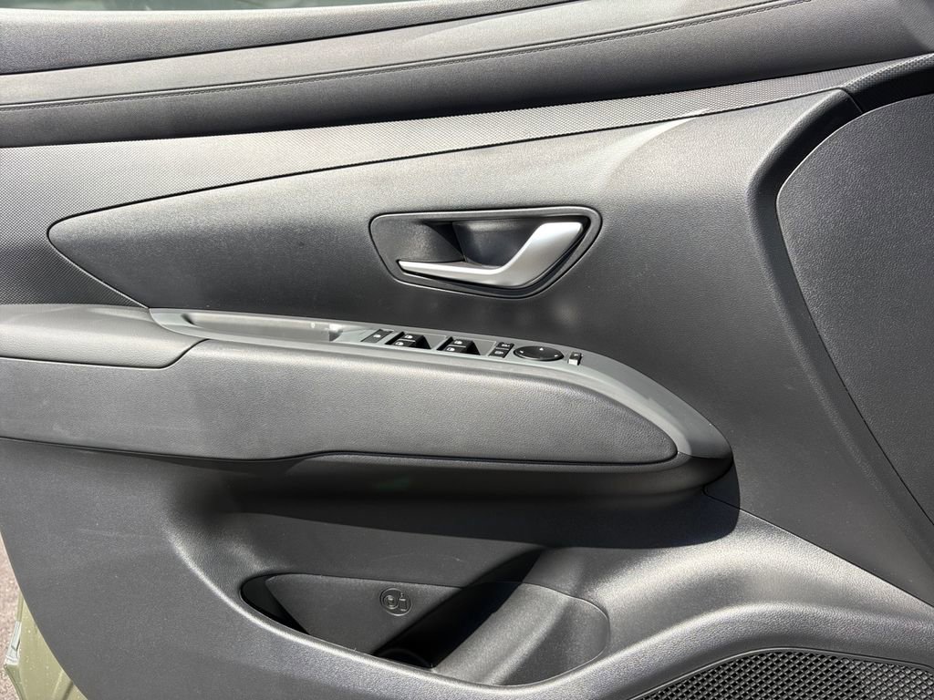 New 2026 Hyundai Tucson SE image 10