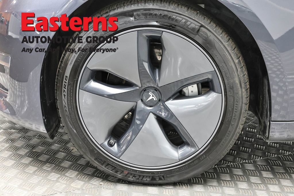 Used 2019 Tesla Model 3 Standard Range image 29