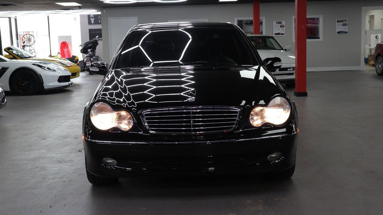 Used 2003 Mercedes-Benz C 230 Sedan image 2