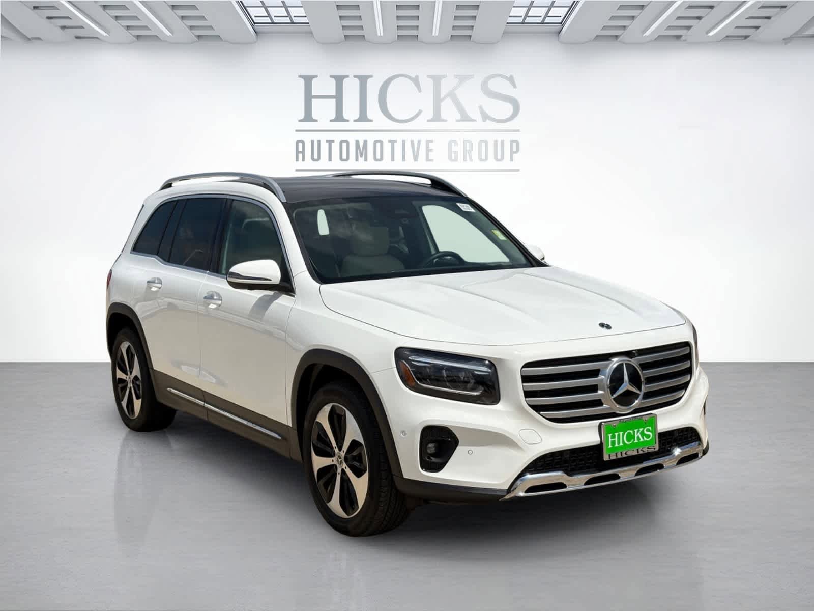 Used 2026 Mercedes-Benz GLB 250 image 3