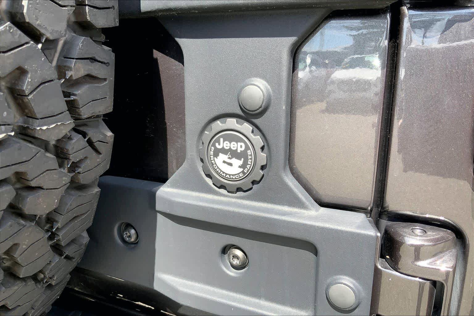 Used 2023 Jeep Wrangler Rubicon AWD/4WD image 32