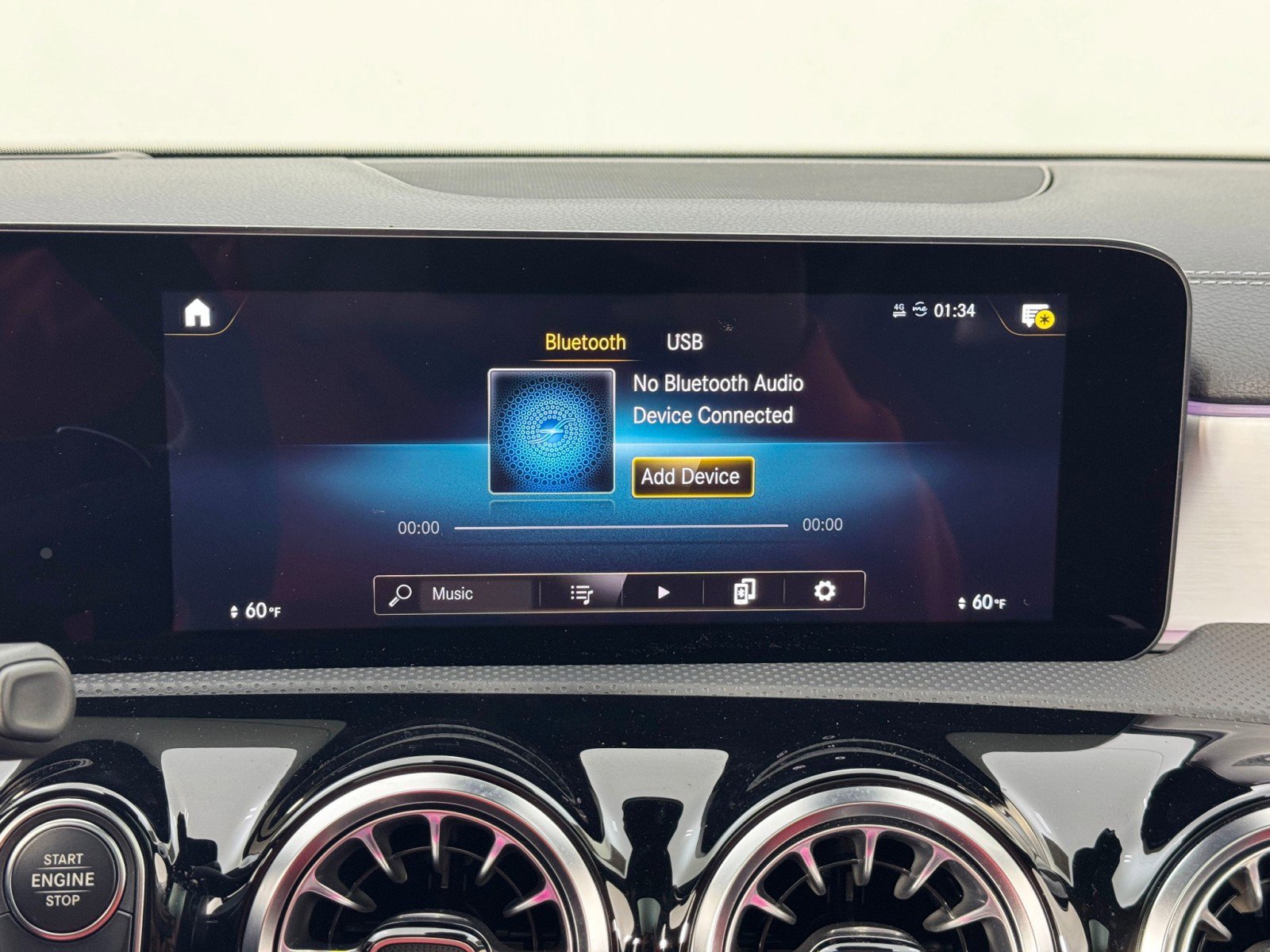 Used 2022 Mercedes-Benz CLA 45 AMG 4MATIC w/ Parking Assistance Package image 28