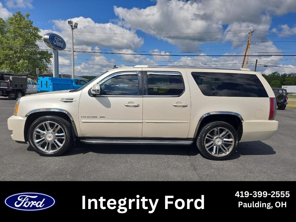 Used 2012 Cadillac Escalade ESV Luxury AWD/4WD image 1