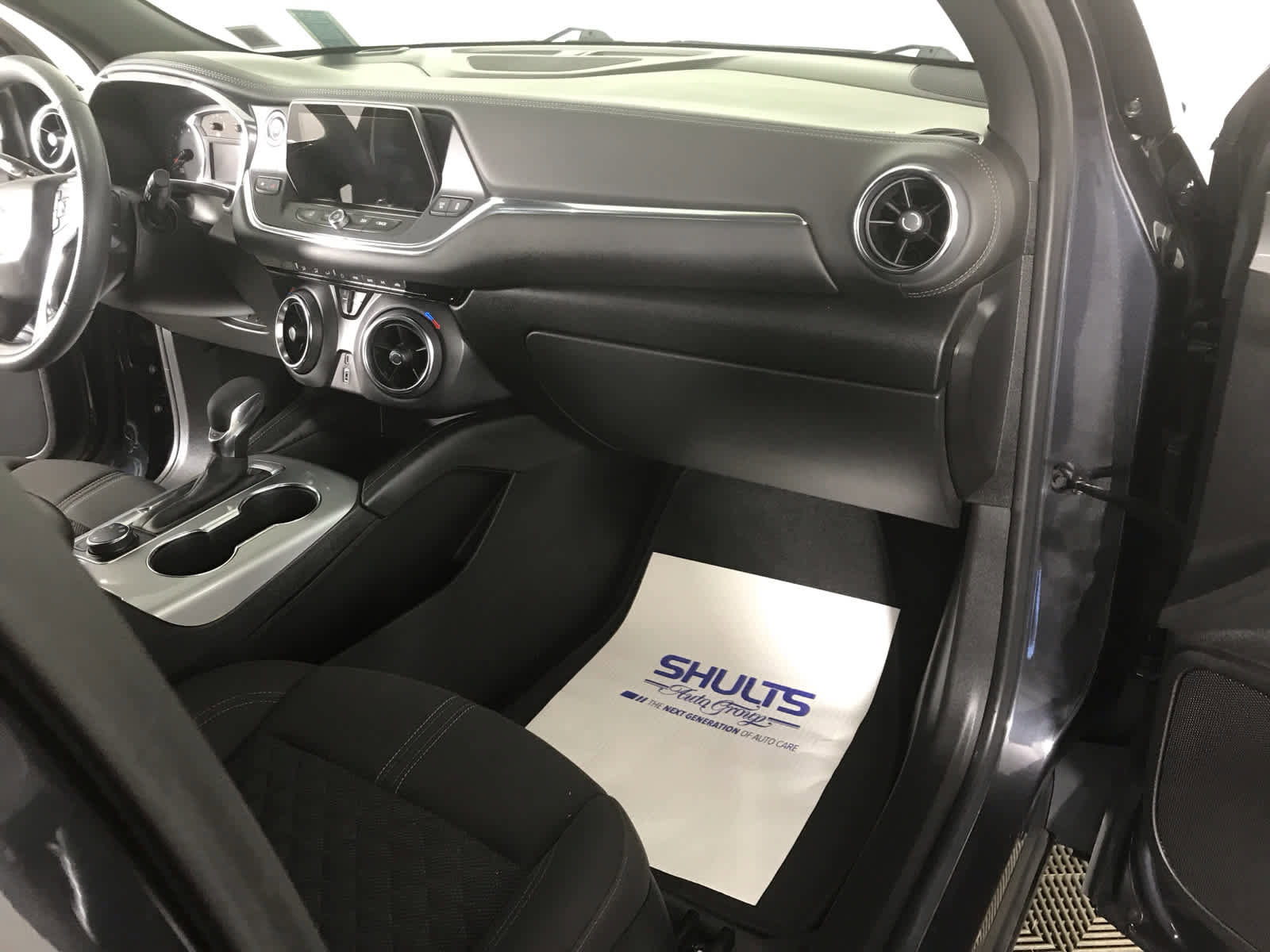 Used 2022 Chevrolet Blazer LT image 31