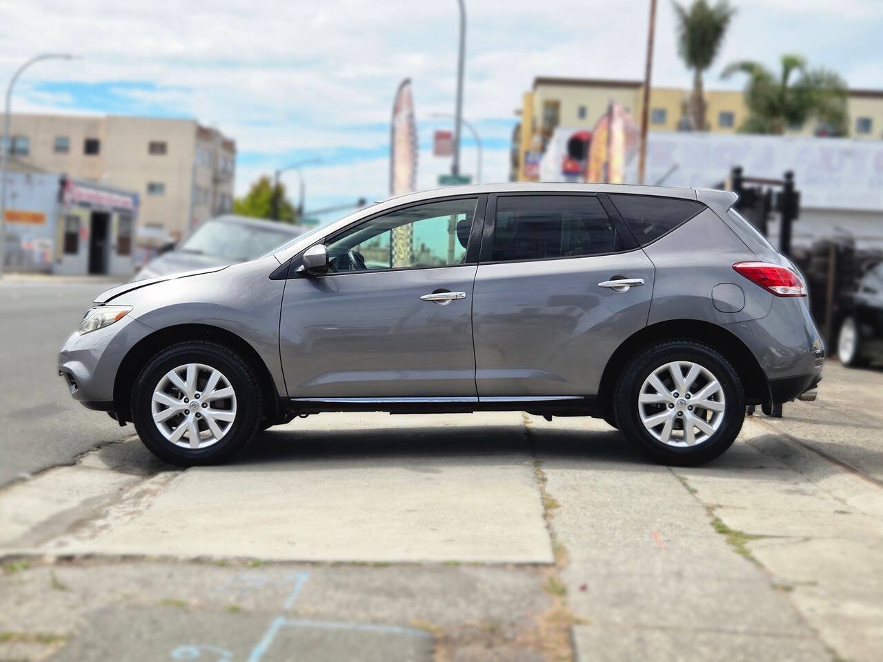 Used 2013 Nissan Murano S FWD image 7